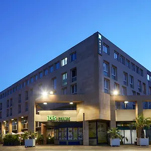 Ibis Styles Centre Port Hotel Toulon